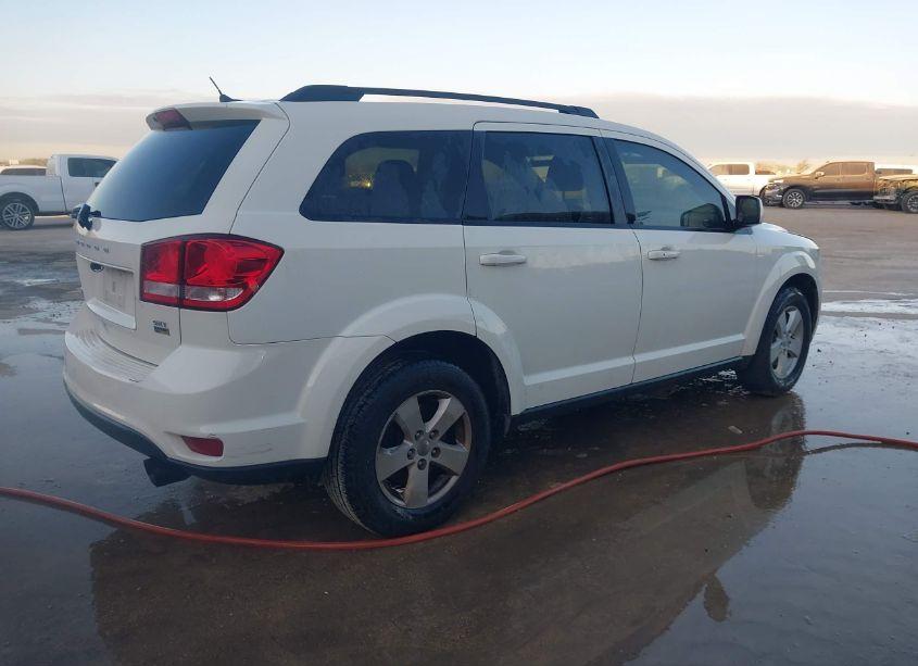 Photo 4 of 2012 Dodge Journey SXT (VIN 3C4PDCBG5CT357972)