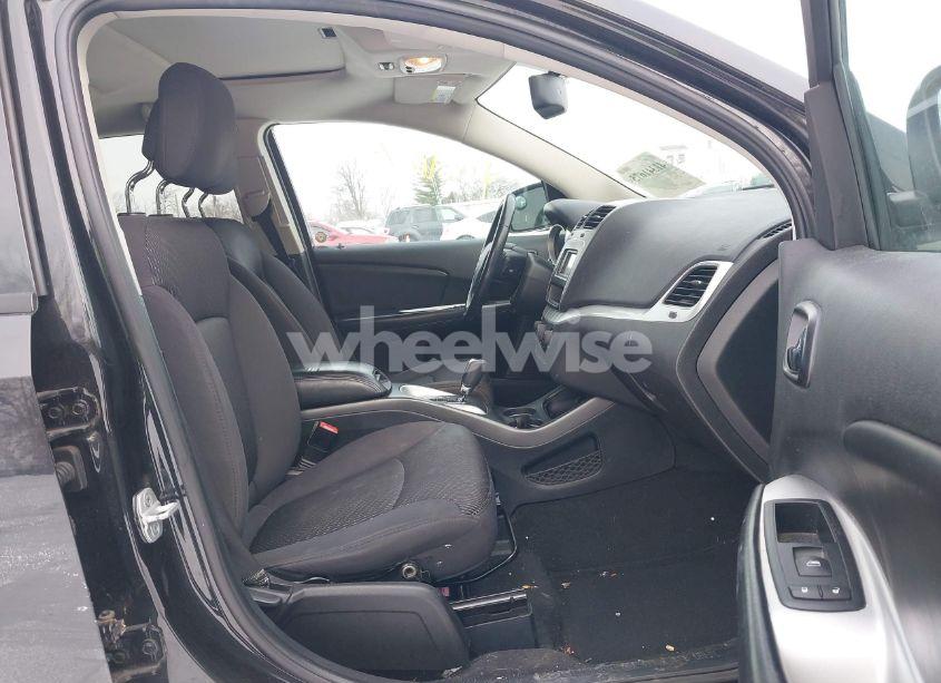 Photo 5 of 2012 Dodge Journey SXT (VIN 3C4PDCBG5CT391233)