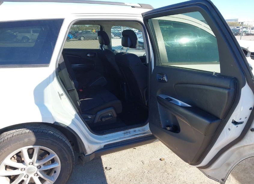 Photo 8 of 2014 Dodge Journey SXT (VIN 3C4PDCBG5ET192007)