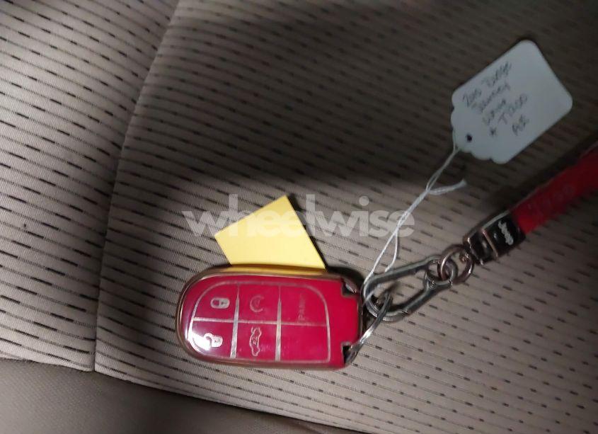 Photo 11 of 2015 Dodge Journey SXT (VIN 3C4PDCBG5FT577200)