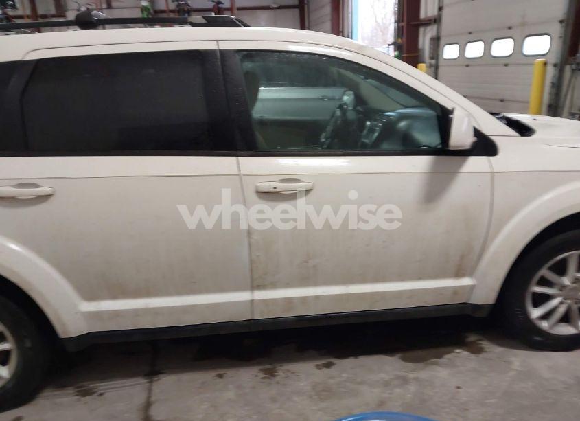 Photo 13 of 2015 Dodge Journey SXT (VIN 3C4PDCBG5FT577200)