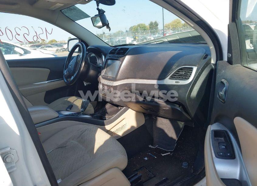 Photo 5 of 2015 Dodge Journey SXT (VIN 3C4PDCBG5FT598077)