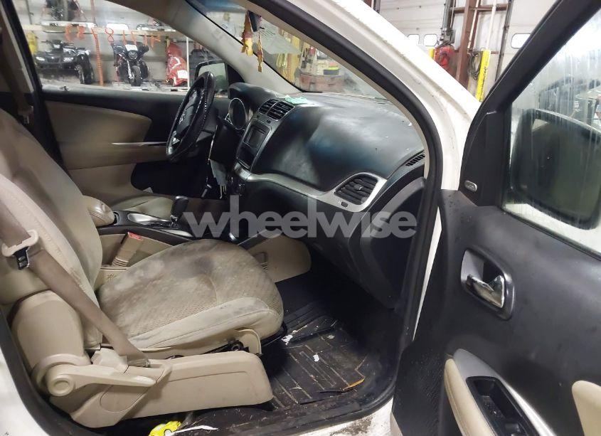 Photo 5 of 2015 Dodge Journey SXT (VIN 3C4PDCBG5FT628212)