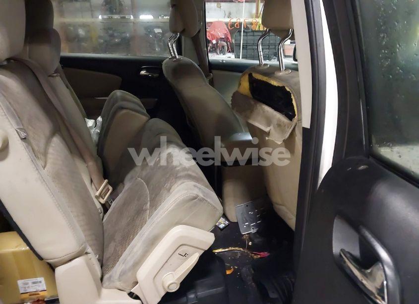 Photo 8 of 2015 Dodge Journey SXT (VIN 3C4PDCBG5FT628212)