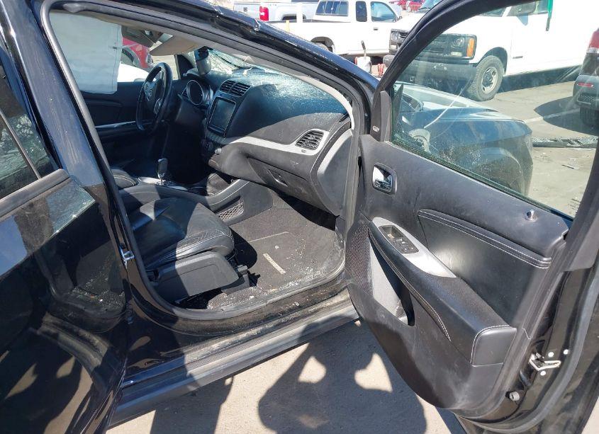 Photo 5 of 2015 Dodge Journey SXT (VIN 3C4PDCBG5FT692427)