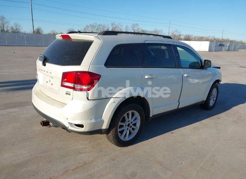Photo 4 of 2015 Dodge Journey SXT (VIN 3C4PDCBG5FT744087)