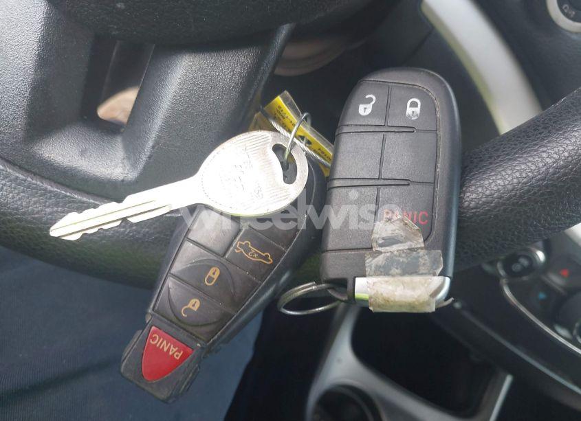 Photo 11 of 2017 Dodge Journey SXT (VIN 3C4PDCBG5HT510759)