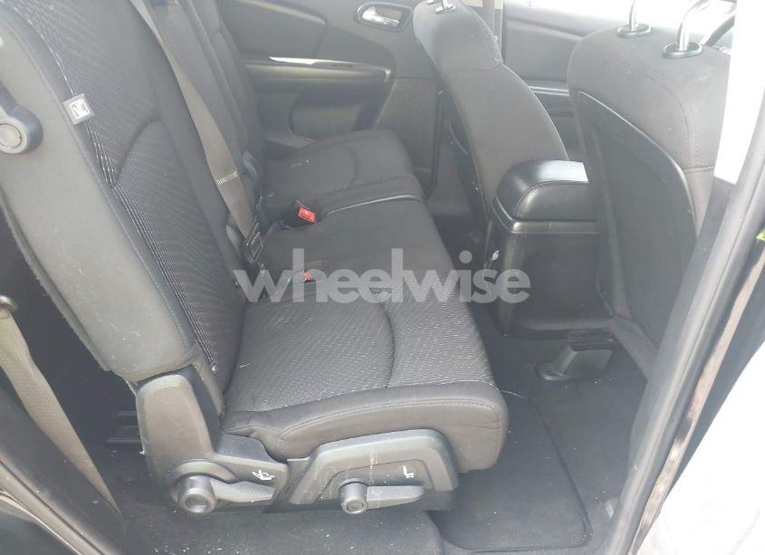 Photo 8 of 2017 Dodge Journey SXT (VIN 3C4PDCBG5HT510759)