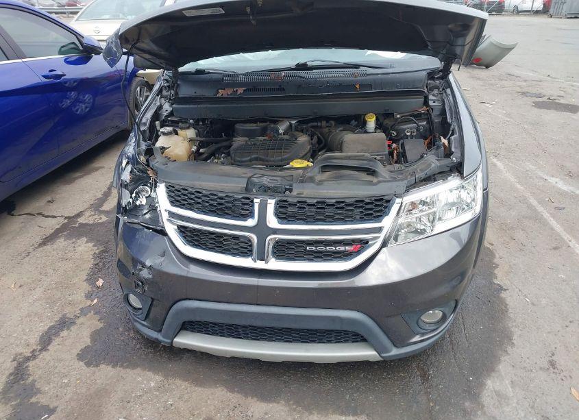 Photo 10 of 2018 Dodge Journey SXT (VIN 3C4PDCBG5JT510606)