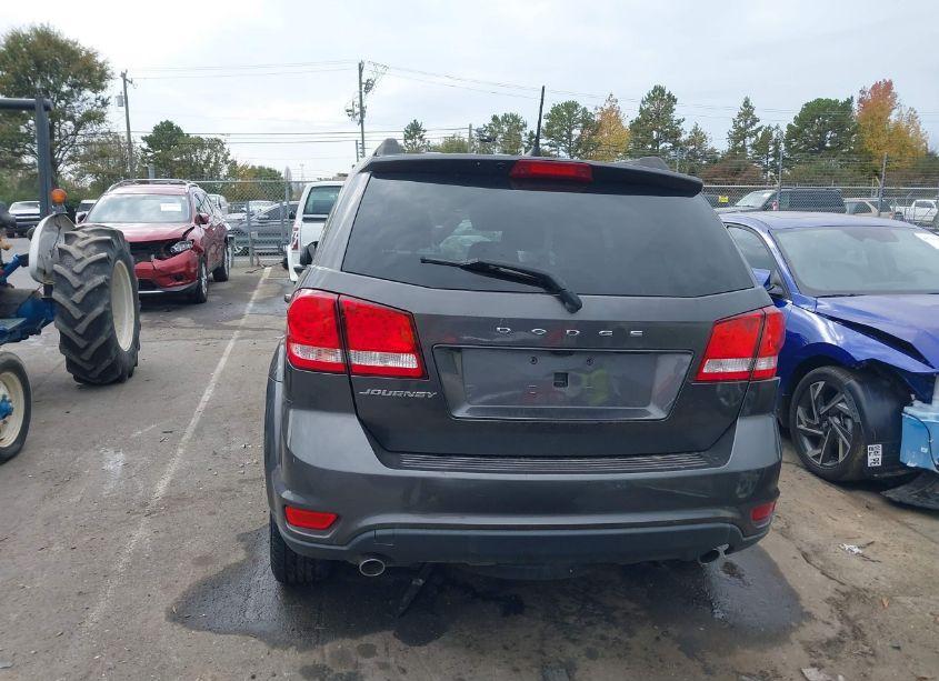 Photo 15 of 2018 Dodge Journey SXT (VIN 3C4PDCBG5JT510606)