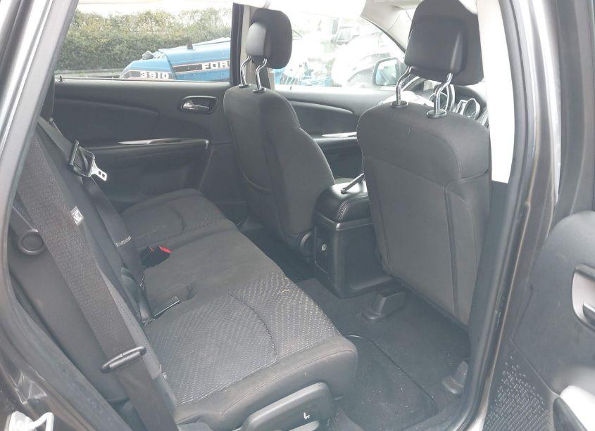 Photo 8 of 2018 Dodge Journey SXT (VIN 3C4PDCBG5JT510606)