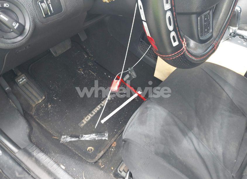 Photo 11 of 2013 Dodge Journey SXT (VIN 3C4PDCBG6DT501871)