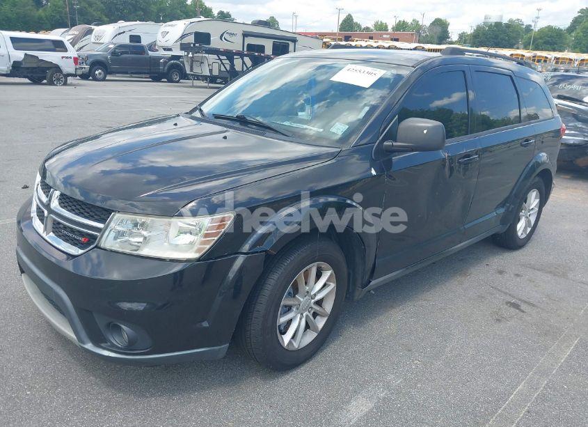 Photo 2 of 2013 Dodge Journey SXT (VIN 3C4PDCBG6DT501871)