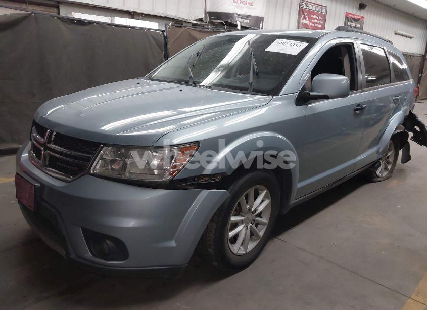 Photo 2 of 2013 Dodge Journey SXT (VIN 3C4PDCBG6DT636946)