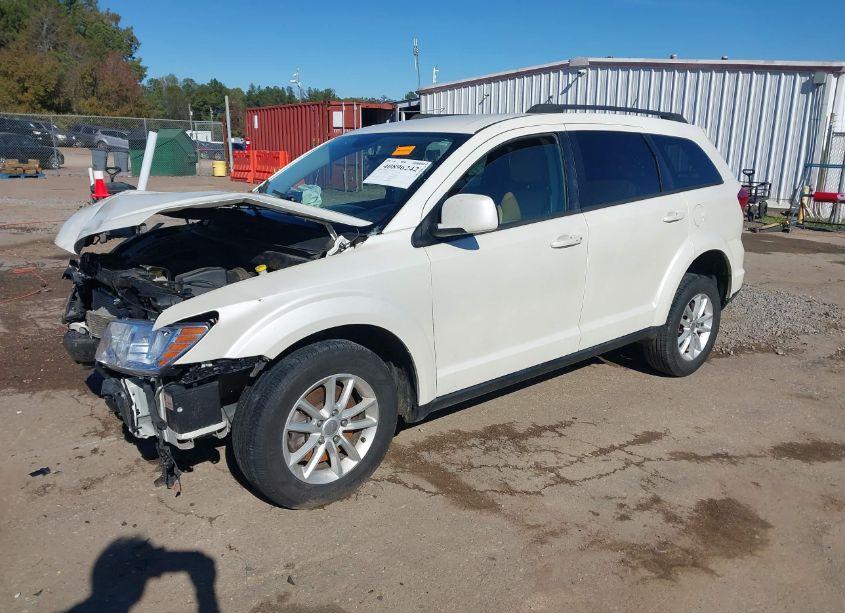 Photo 2 of 2014 Dodge Journey SXT (VIN 3C4PDCBG6ET106039)