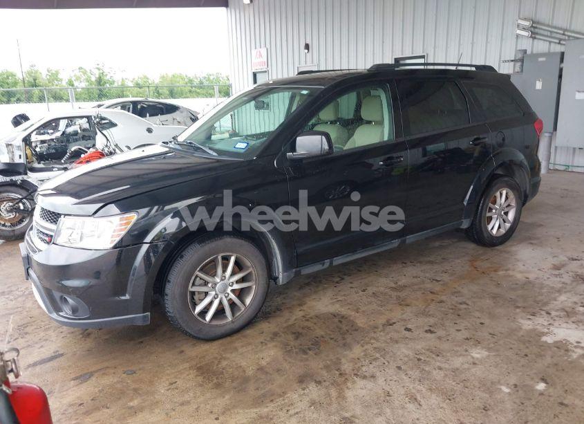 Photo 2 of 2014 Dodge Journey SXT (VIN 3C4PDCBG6ET142667)