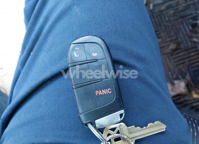 Photo 11 of 2015 Dodge Journey SXT (VIN 3C4PDCBG6FT524800)