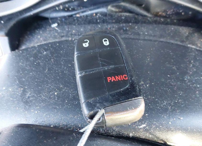 Photo 11 of 2015 Dodge Journey SXT (VIN 3C4PDCBG6FT668928)