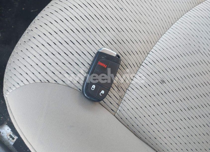 Photo 11 of 2016 Dodge Journey SXT (VIN 3C4PDCBG6GT122972)