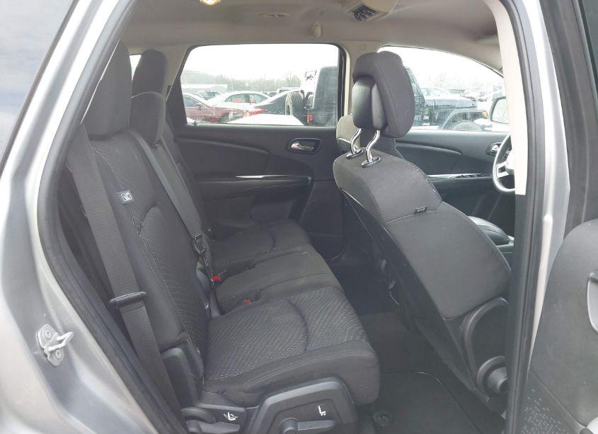 Photo 8 of 2016 Dodge Journey SXT (VIN 3C4PDCBG6GT127265)