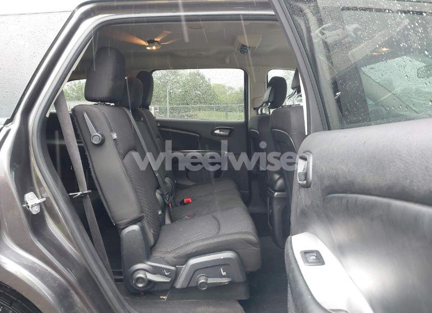 Photo 8 of 2016 Dodge Journey SXT (VIN 3C4PDCBG6GT157270)