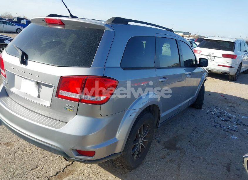 Photo 4 of 2016 Dodge Journey SXT (VIN 3C4PDCBG6GT206127)