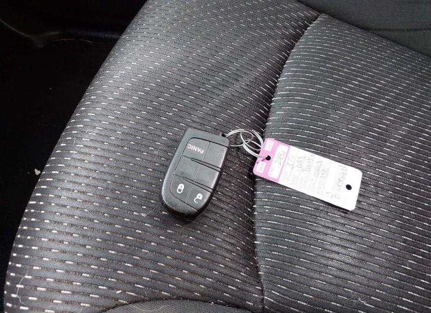 Photo 11 of 2017 Dodge Journey SXT (VIN 3C4PDCBG6HT510527)