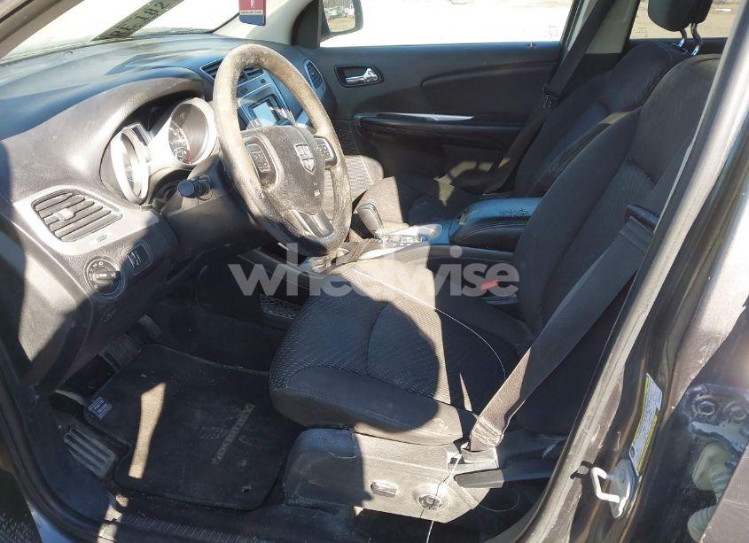 Photo 5 of 2017 Dodge Journey SXT (VIN 3C4PDCBG6HT536903)