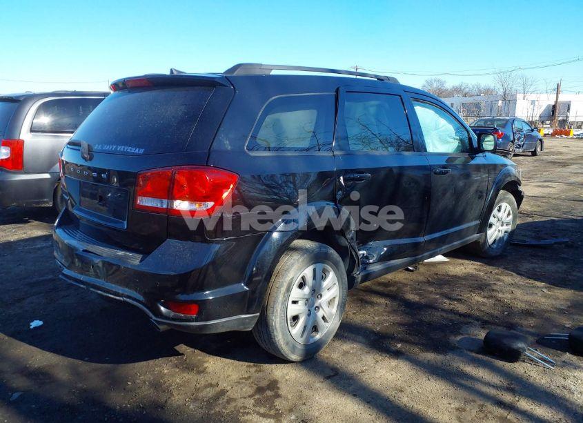 Photo 4 of 2019 Dodge Journey SE (VIN 3C4PDCBG6KT874924)