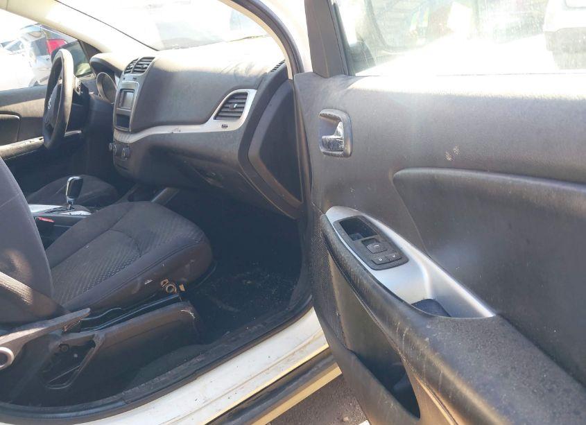 Photo 5 of 2013 Dodge Journey SXT (VIN 3C4PDCBG7DT613997)