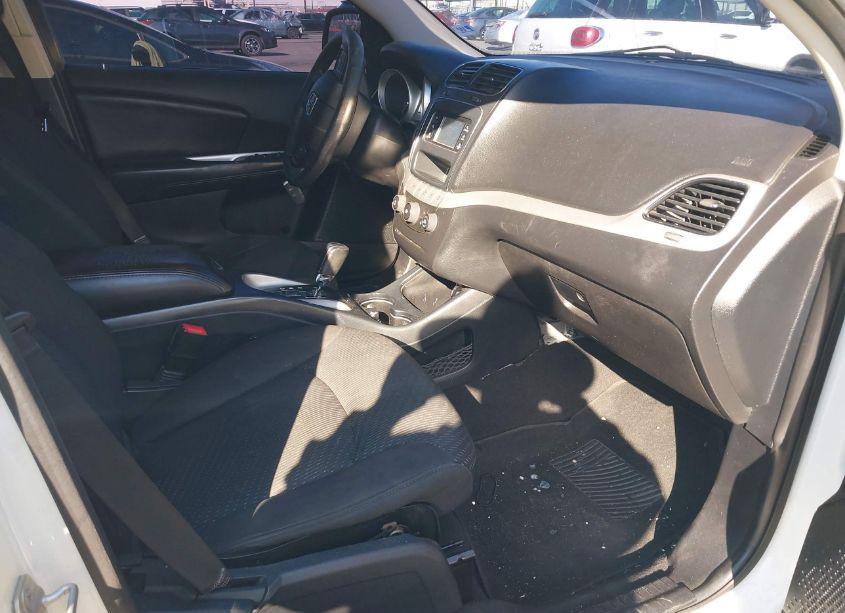 Photo 5 of 2014 Dodge Journey SXT (VIN 3C4PDCBG7ET192140)