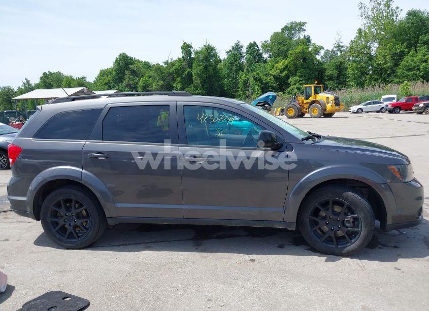 Photo 13 of 2015 Dodge Journey SXT (VIN 3C4PDCBG7FT510940)