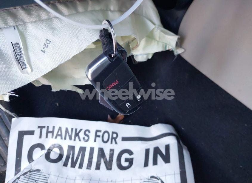 Photo 11 of 2015 Dodge Journey SXT (VIN 3C4PDCBG7FT517077)