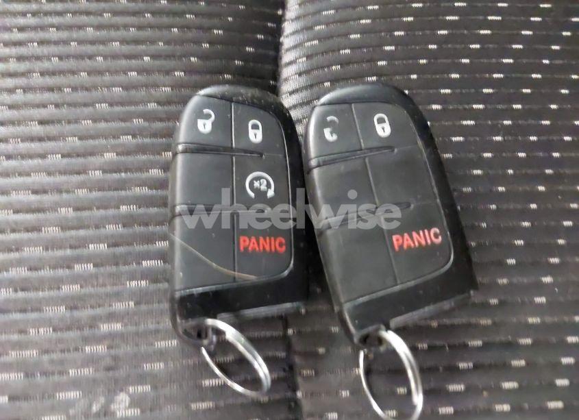 Photo 11 of 2015 Dodge Journey SXT (VIN 3C4PDCBG7FT665147)