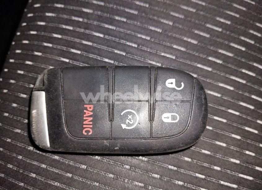 Photo 11 of 2015 Dodge Journey SXT (VIN 3C4PDCBG7FT742843)