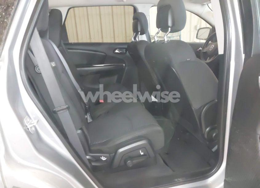 Photo 8 of 2015 Dodge Journey SXT (VIN 3C4PDCBG7FT742843)