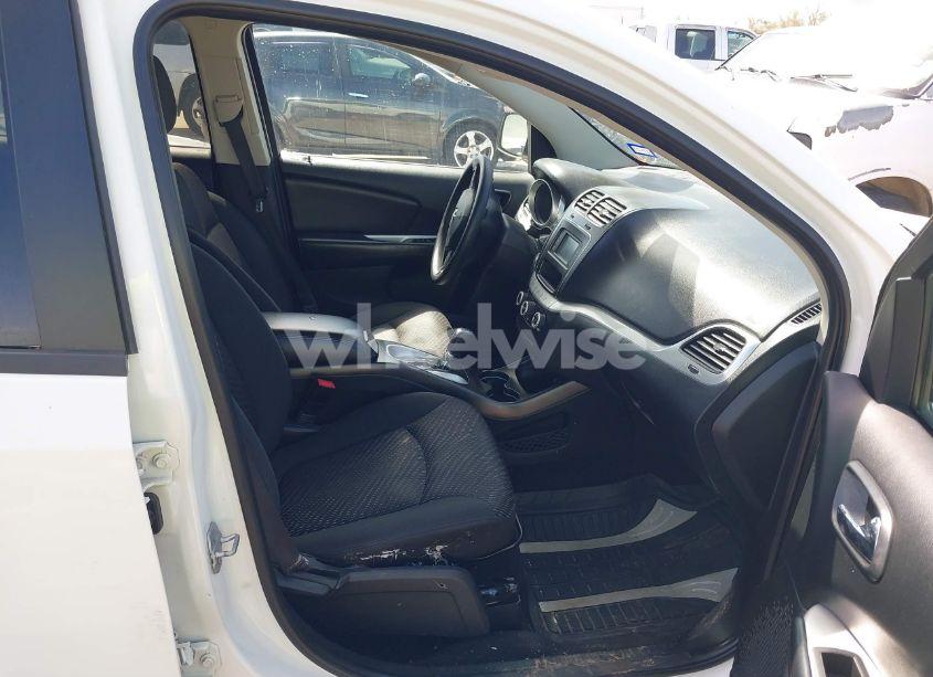 Photo 5 of 2016 Dodge Journey SXT (VIN 3C4PDCBG7GT145595)