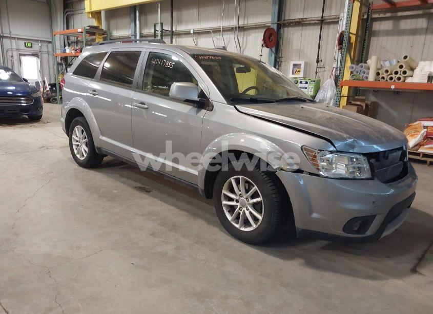 2016 Dodge Journey SXT (VIN 3C4PDCBG7GT153311) main photo