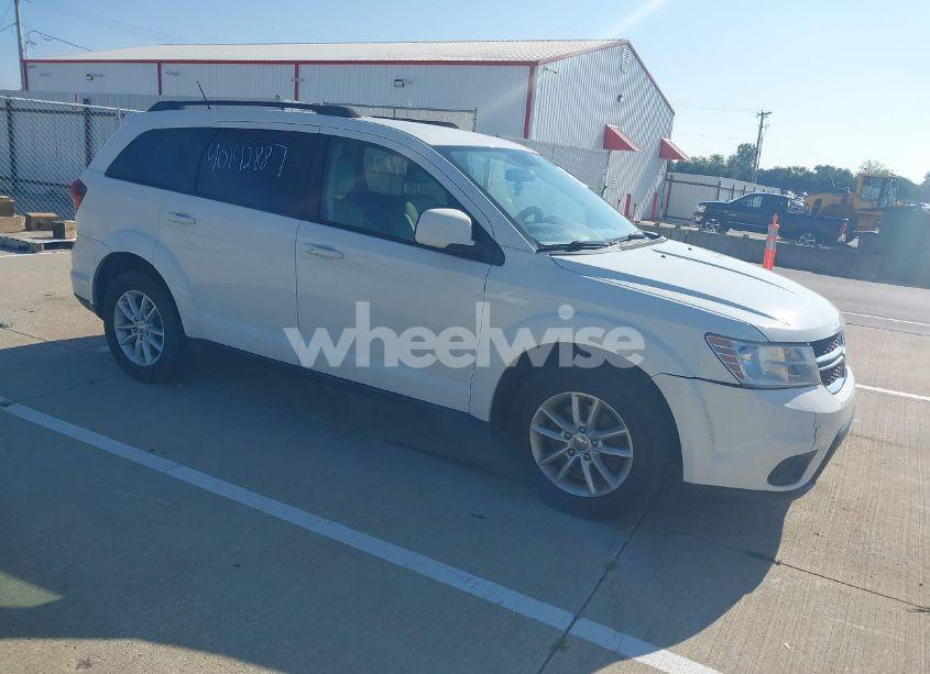 2016 Dodge Journey SXT (VIN 3C4PDCBG7GT228525) main photo