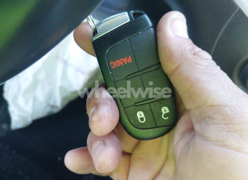 Photo 11 of 2017 Dodge Journey SXT (VIN 3C4PDCBG7HT537767)