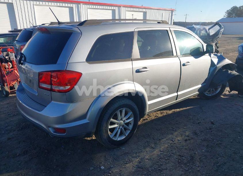 Photo 4 of 2017 Dodge Journey SXT (VIN 3C4PDCBG7HT537767)