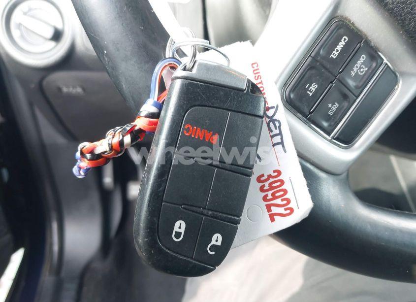 Photo 11 of 2017 Dodge Journey SXT (VIN 3C4PDCBG7HT563981)