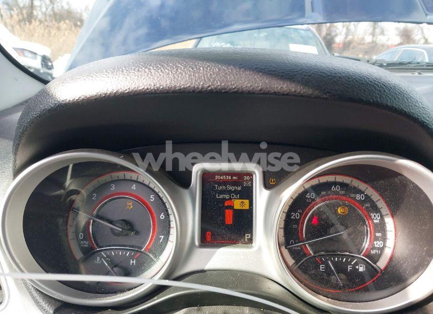 Photo 7 of 2017 Dodge Journey SXT (VIN 3C4PDCBG7HT563981)