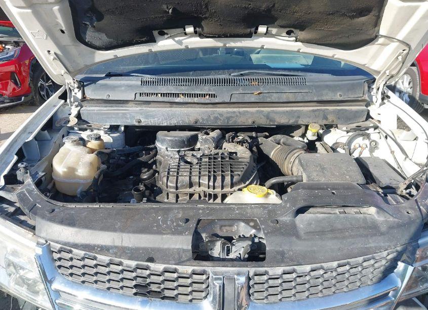 Photo 10 of 2012 Dodge Journey SXT (VIN 3C4PDCBG8CT169821)