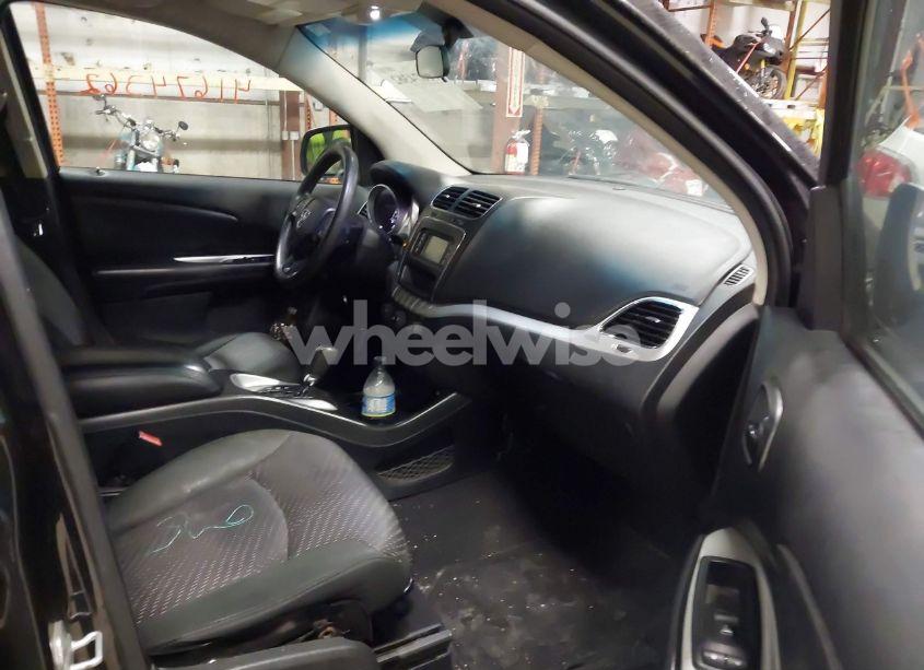 Photo 5 of 2012 Dodge Journey SXT (VIN 3C4PDCBG8CT190443)