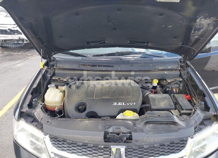 Photo 10 of 2012 Dodge Journey SXT (VIN 3C4PDCBG8CT218046)