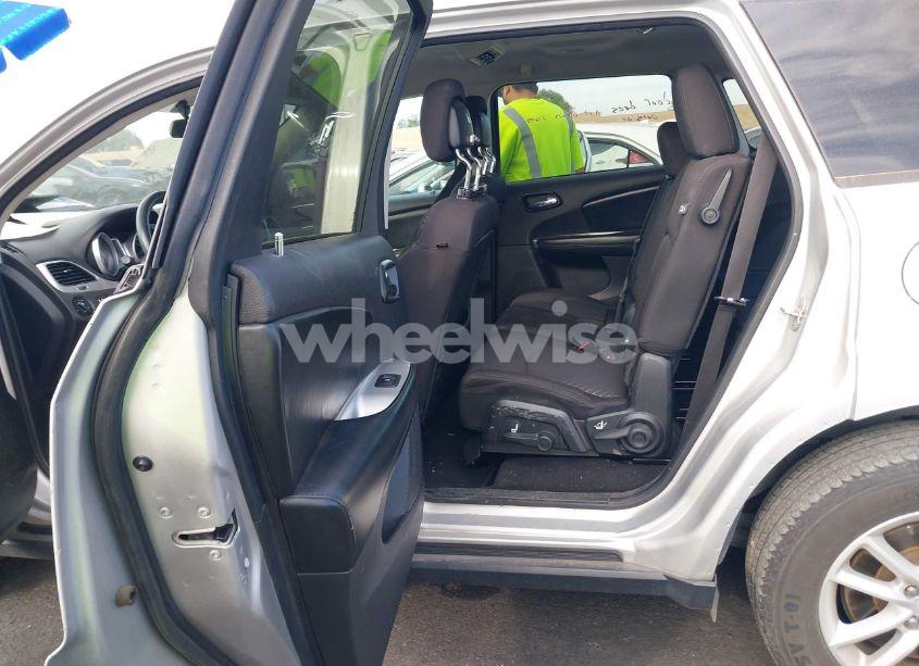 Photo 8 of 2014 Dodge Journey SXT (VIN 3C4PDCBG8ET108147)