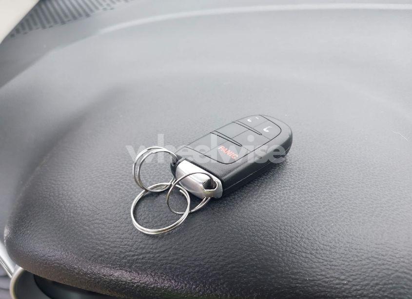 Photo 11 of 2014 Dodge Journey SXT (VIN 3C4PDCBG8ET126938)