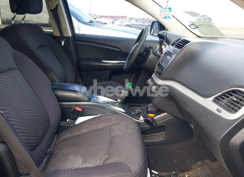 Photo 5 of 2014 Dodge Journey SXT (VIN 3C4PDCBG8ET211245)