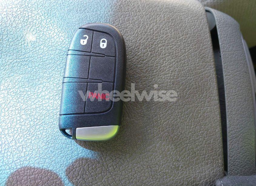 Photo 11 of 2015 Dodge Journey SXT (VIN 3C4PDCBG8FT560939)